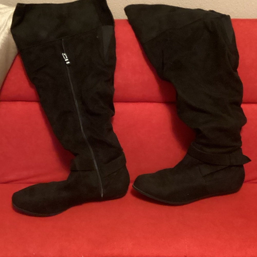 Elegant Black Over the Knee Boots